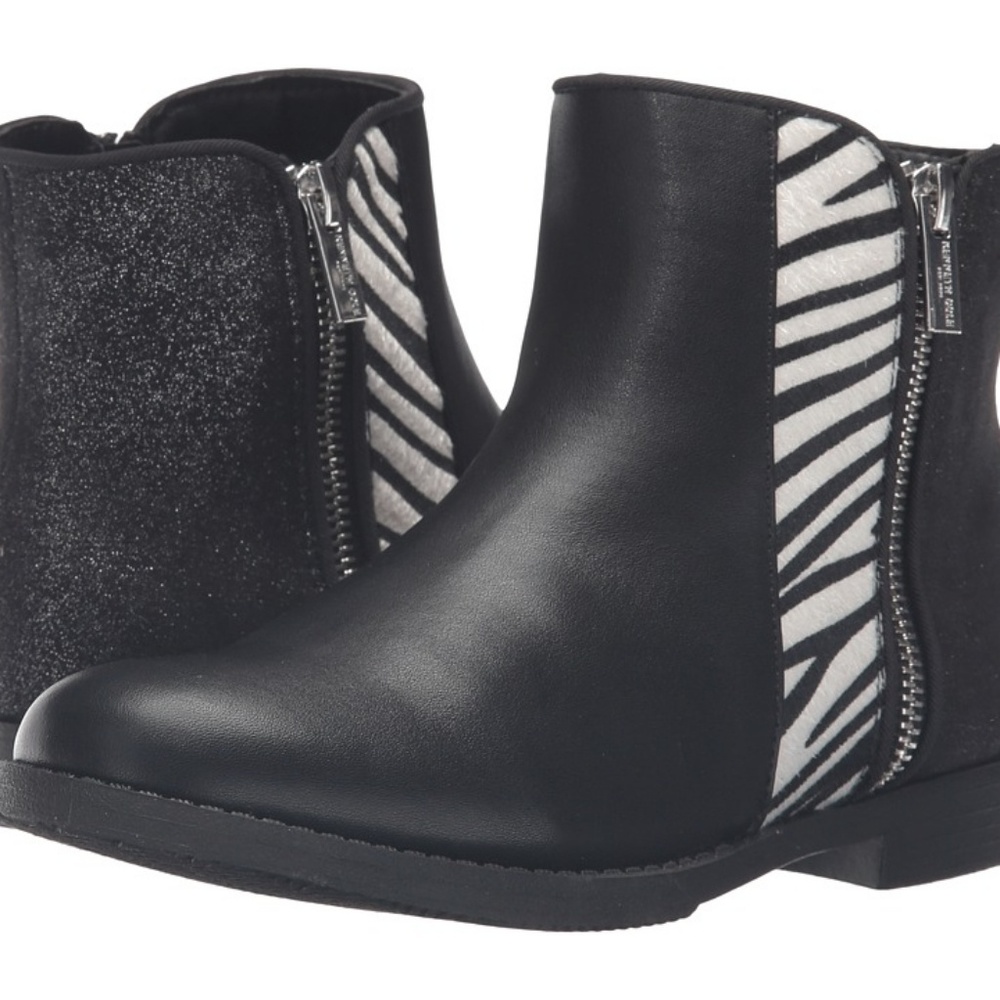 NIB Kenneth Cole Kennedy Black/Zebra Boot